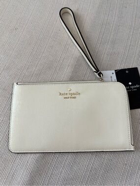 Kate Spade Lucy med/zip Wristlet Wallet